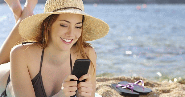 Tinder Climbs In App Store Rankings for Summer Season